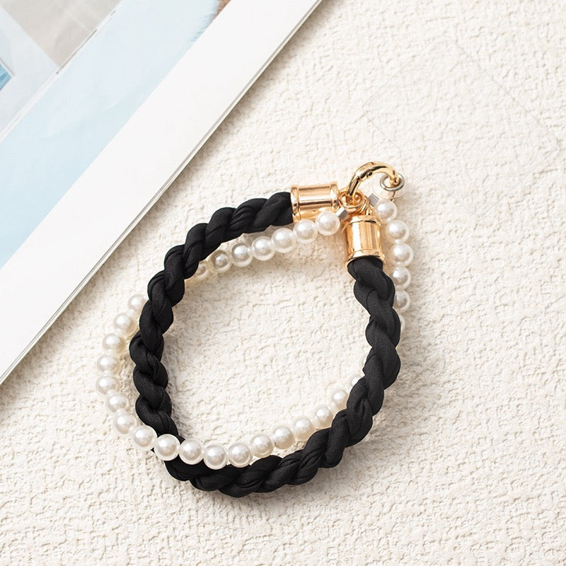 Telefoonkoord zwart met parels